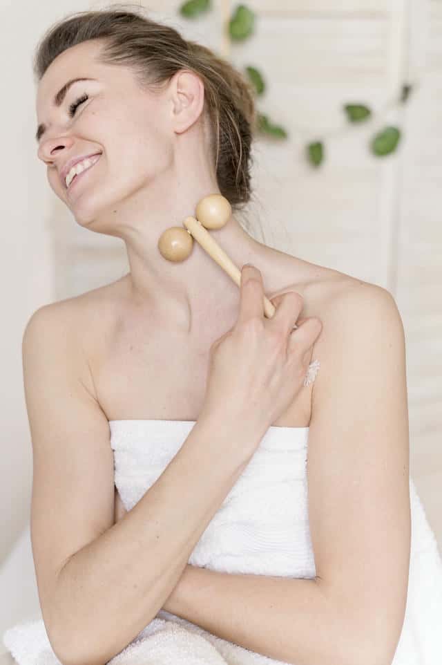 Maderoterapia facial